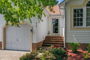 414 Laurens Way, Knightdale, NC 27545, USA Photo 2