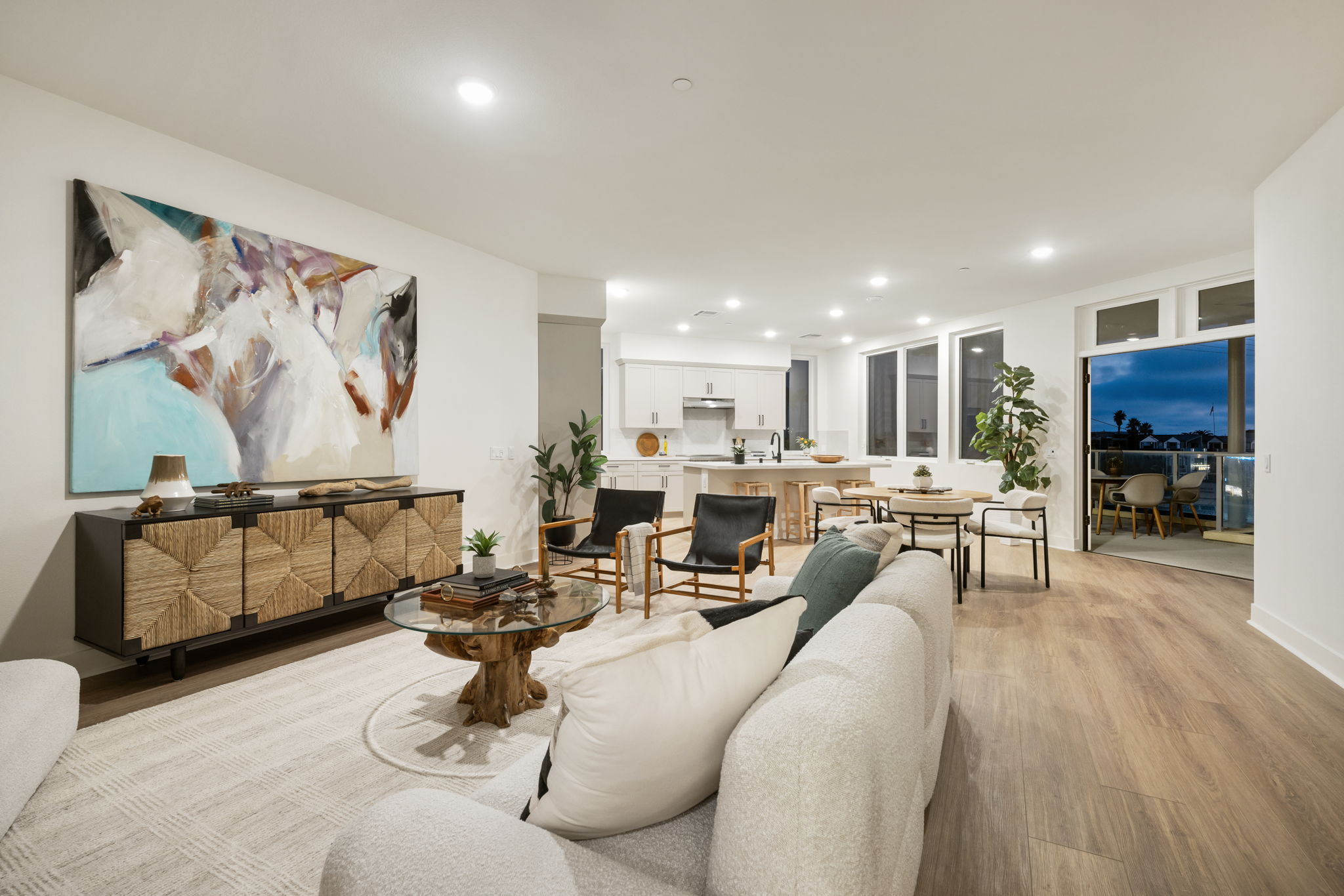 414 Main St #300, Huntington Beach, CA 92648, USA Photo 3