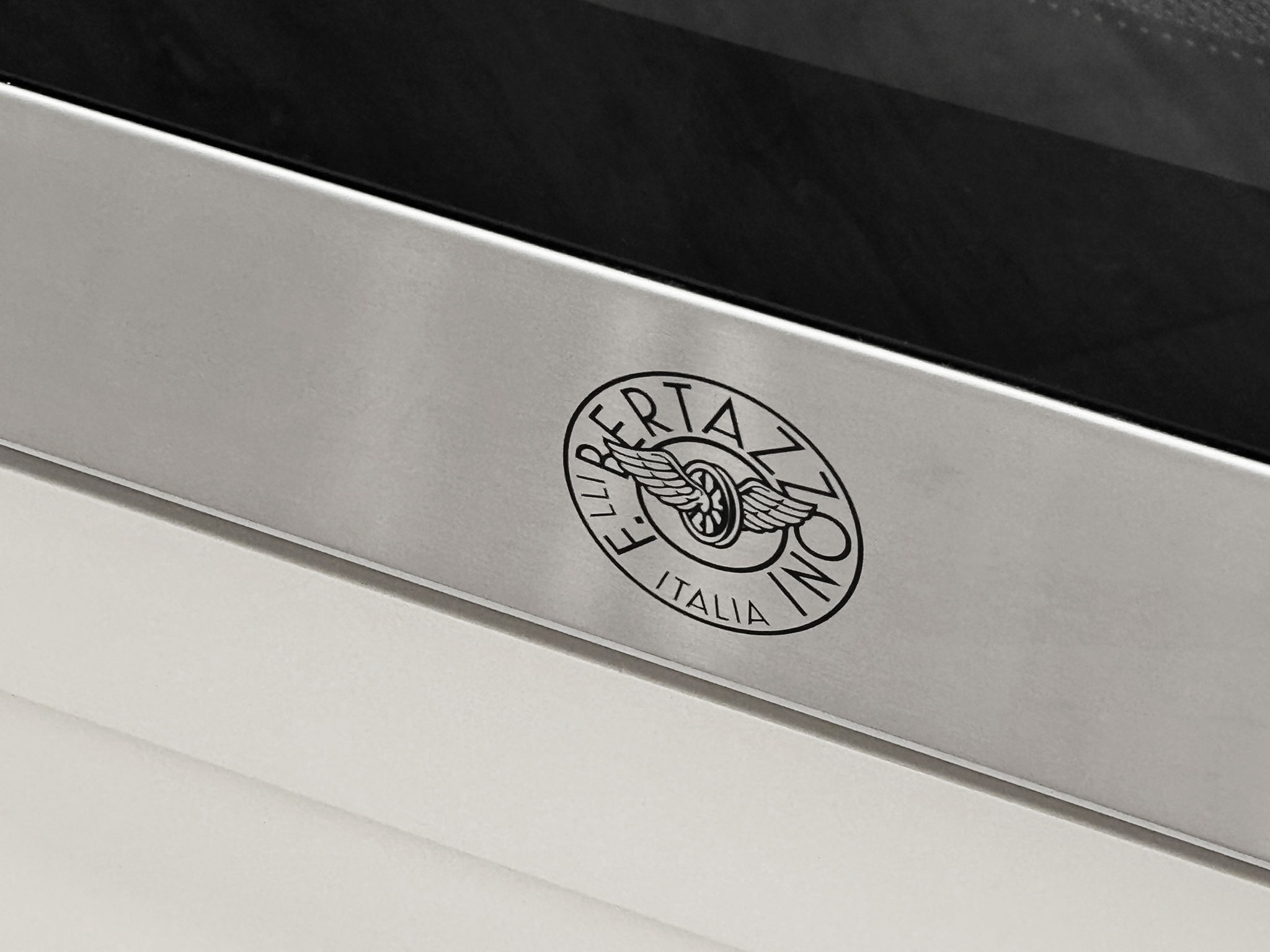 414 Main St #300, Huntington Beach, CA 92648, USA Photo 12