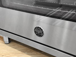 414 Main St #300, Huntington Beach, CA 92648, USA Photo 10