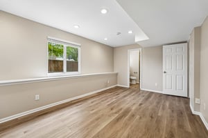 S Hawthorn St-S2904-025.jpg