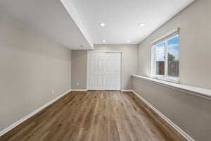 S Hawthorn St-S2904-026.jpg