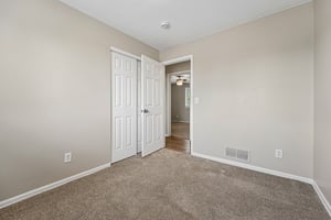 S Hawthorn St-S2904-030.jpg