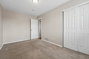 S Hawthorn St-S2904-032.jpg