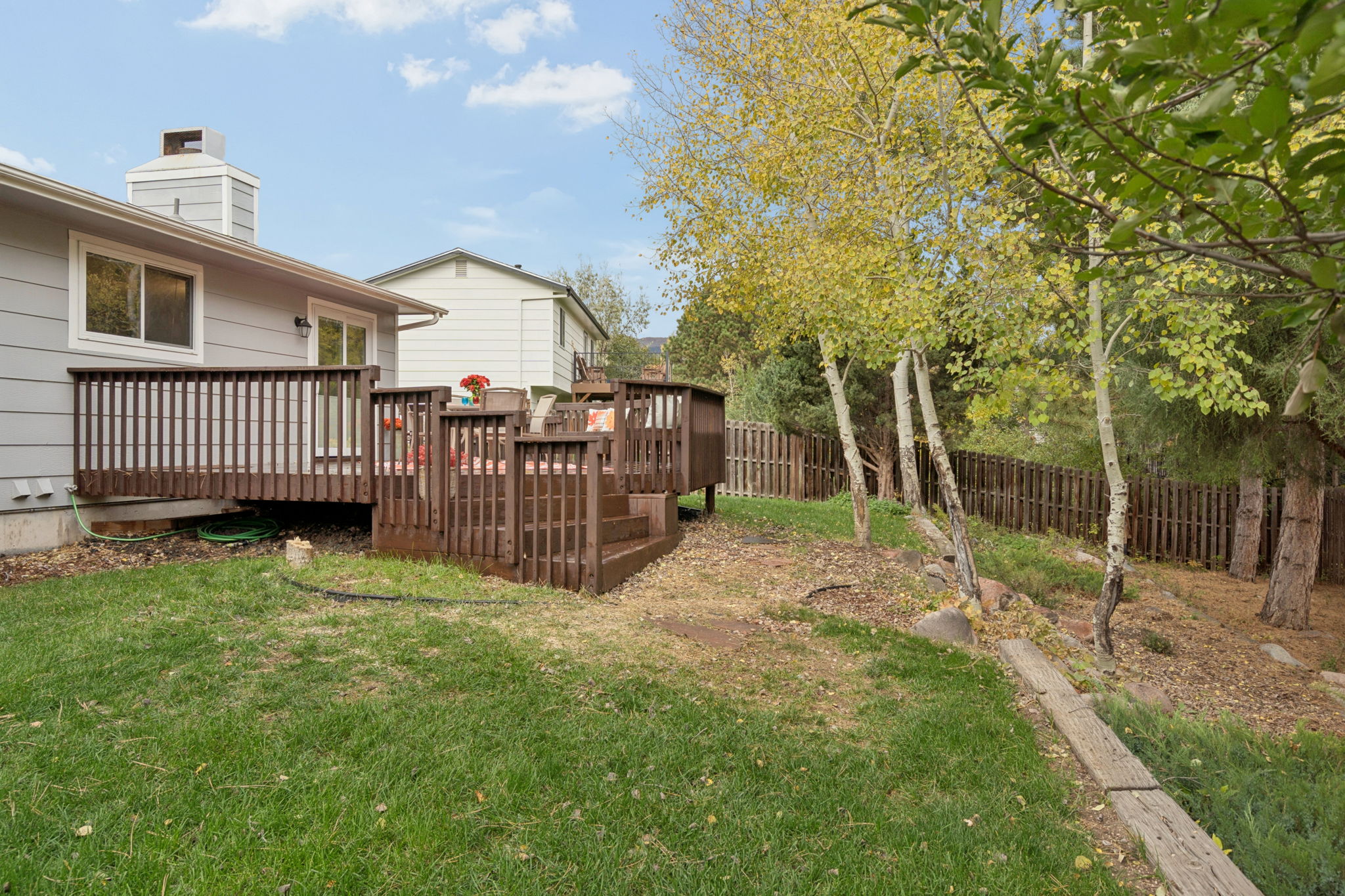 Deck is in great shape and recently pained
