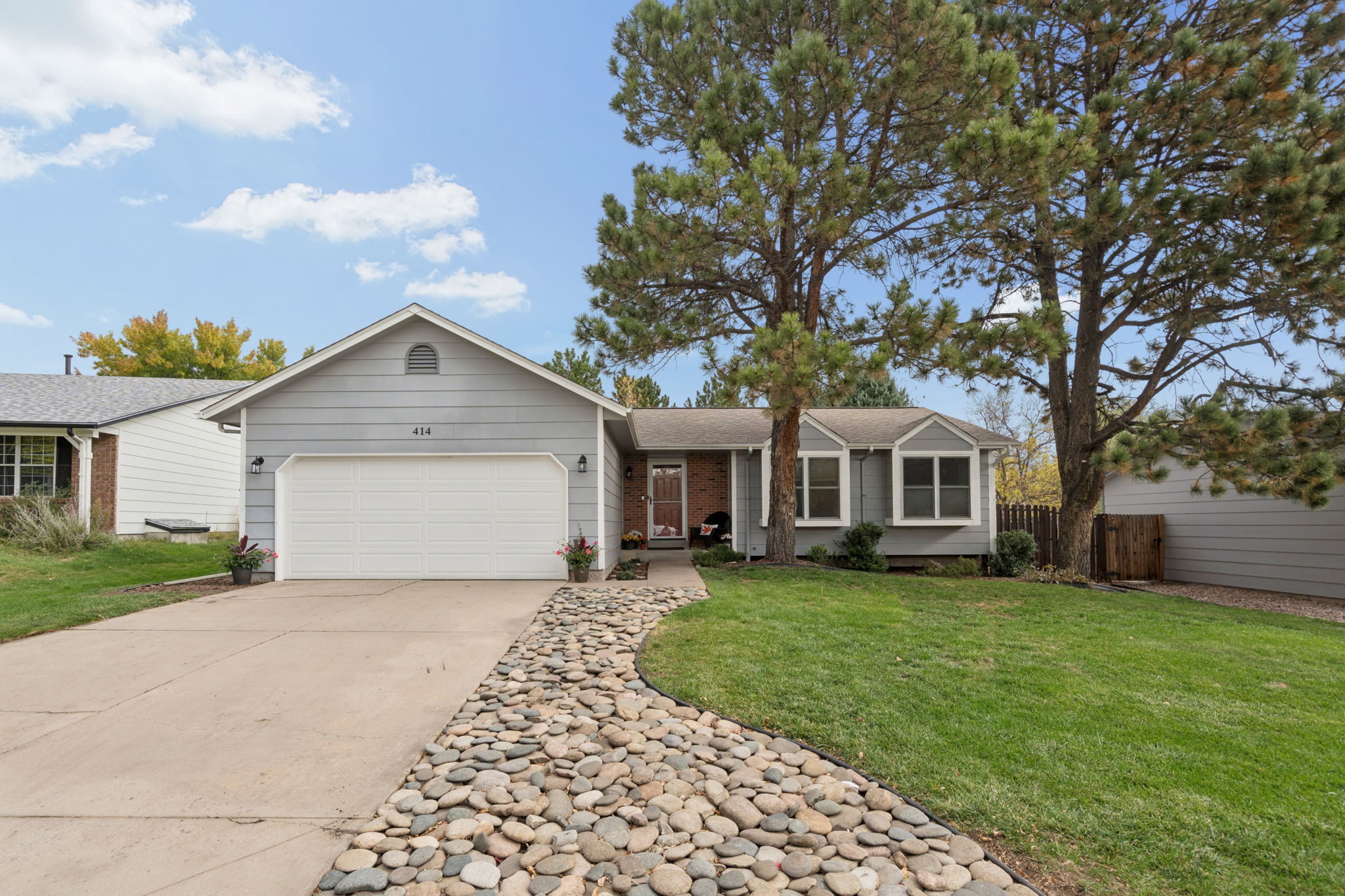 Front view of home