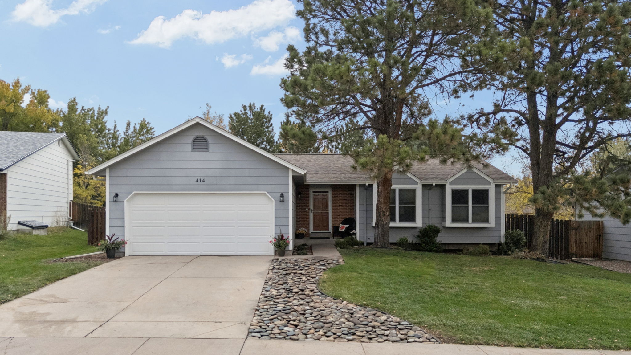 IMMACULATE ranch style home w/finished basement