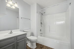  Photo 27