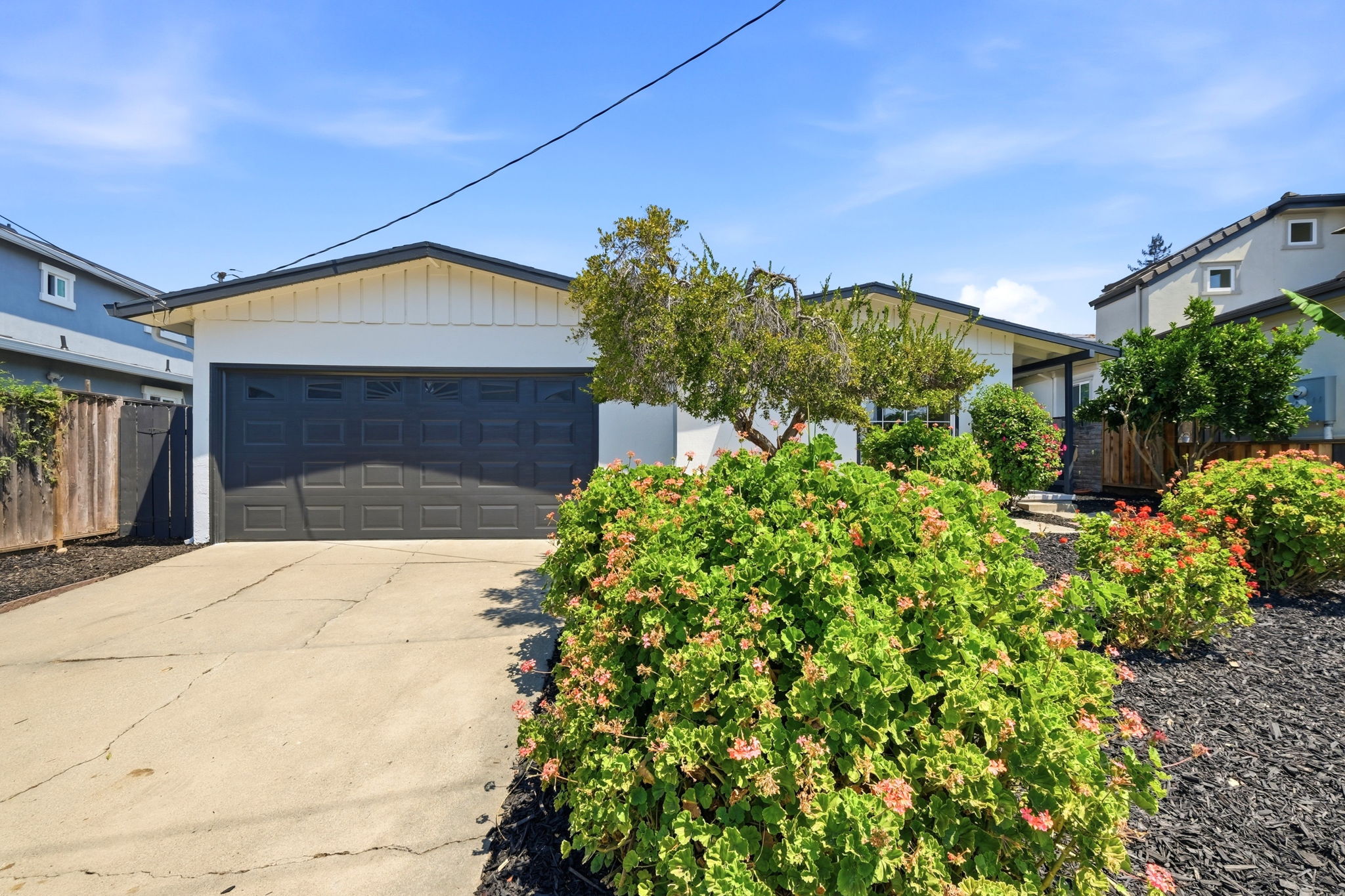 004_F8_41418 Erma Ave