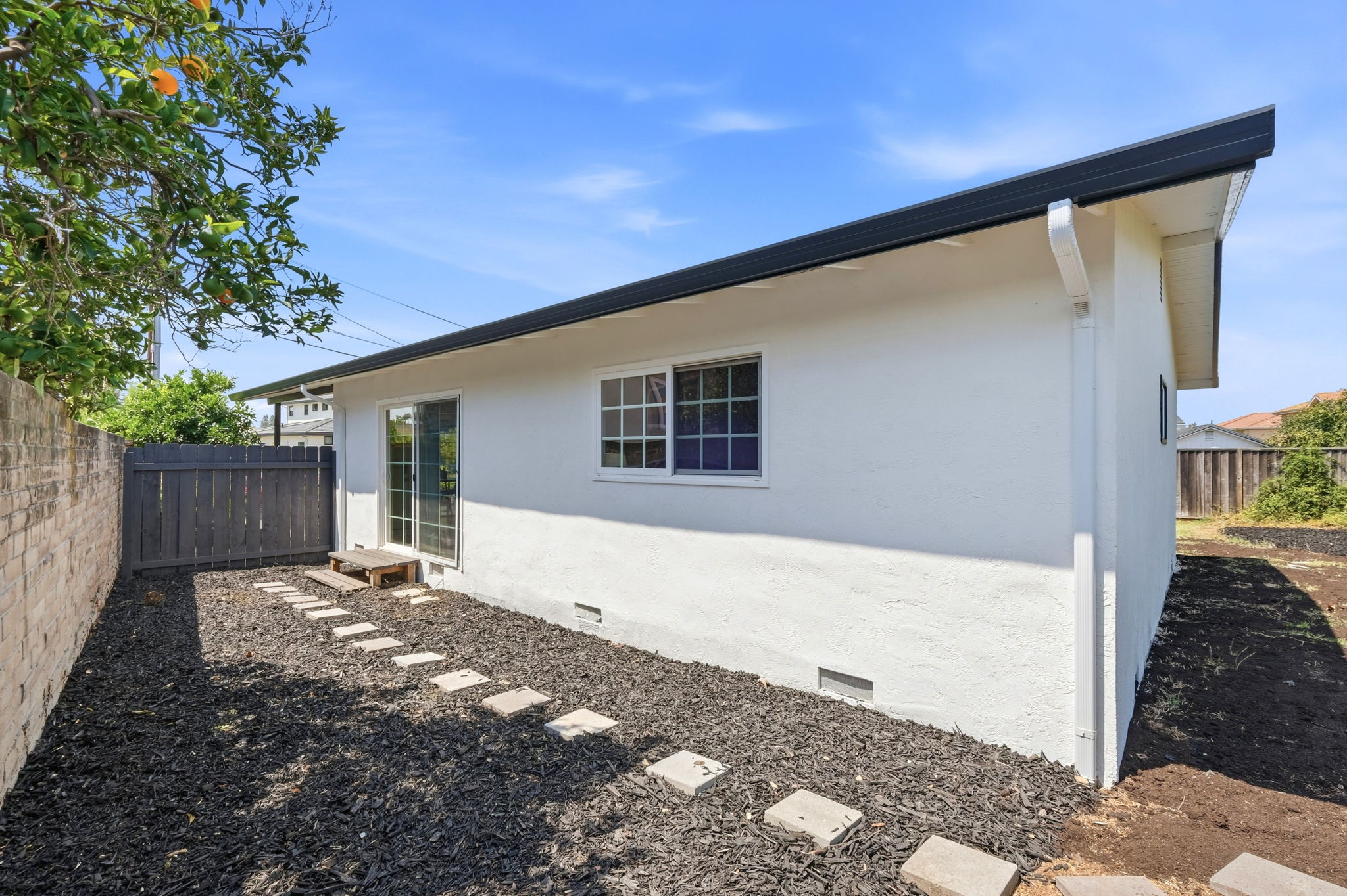 032_F8_41418 Erma Ave