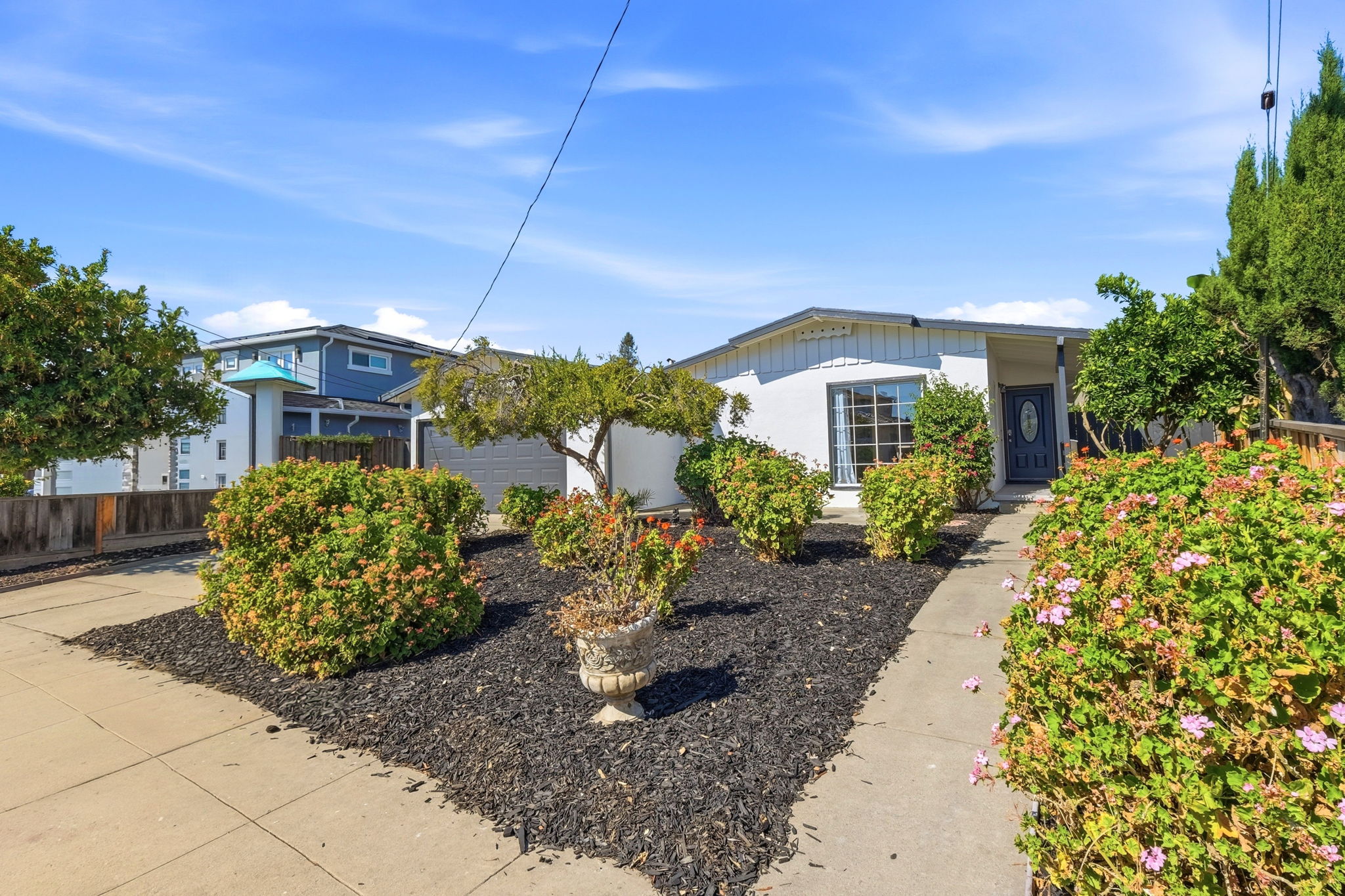 005_F8_41418 Erma Ave