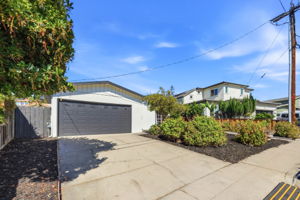 004_F8_41418 Erma Ave