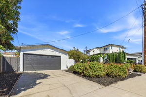 007_F8_41418 Erma Ave