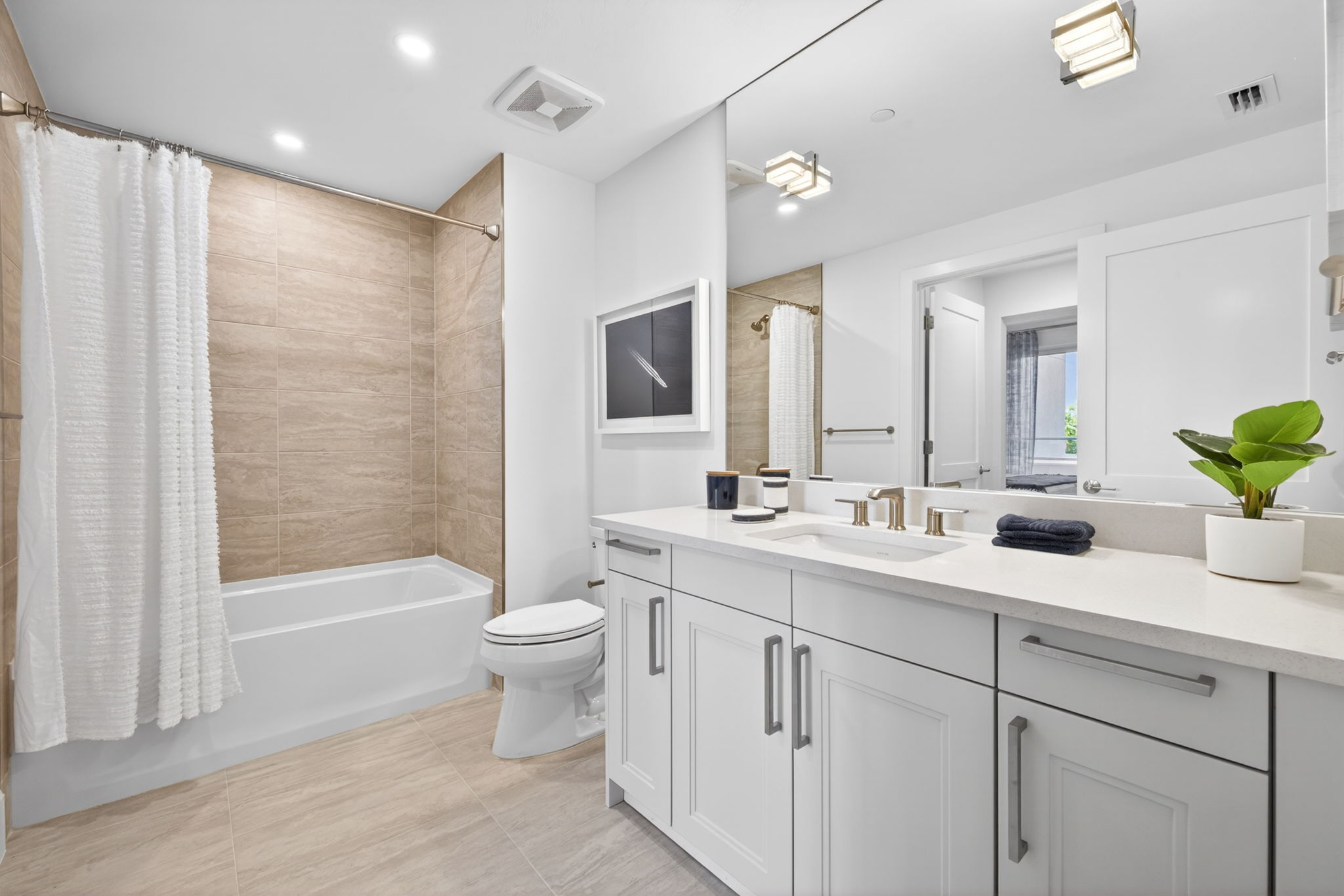 Guest Bathroom 1