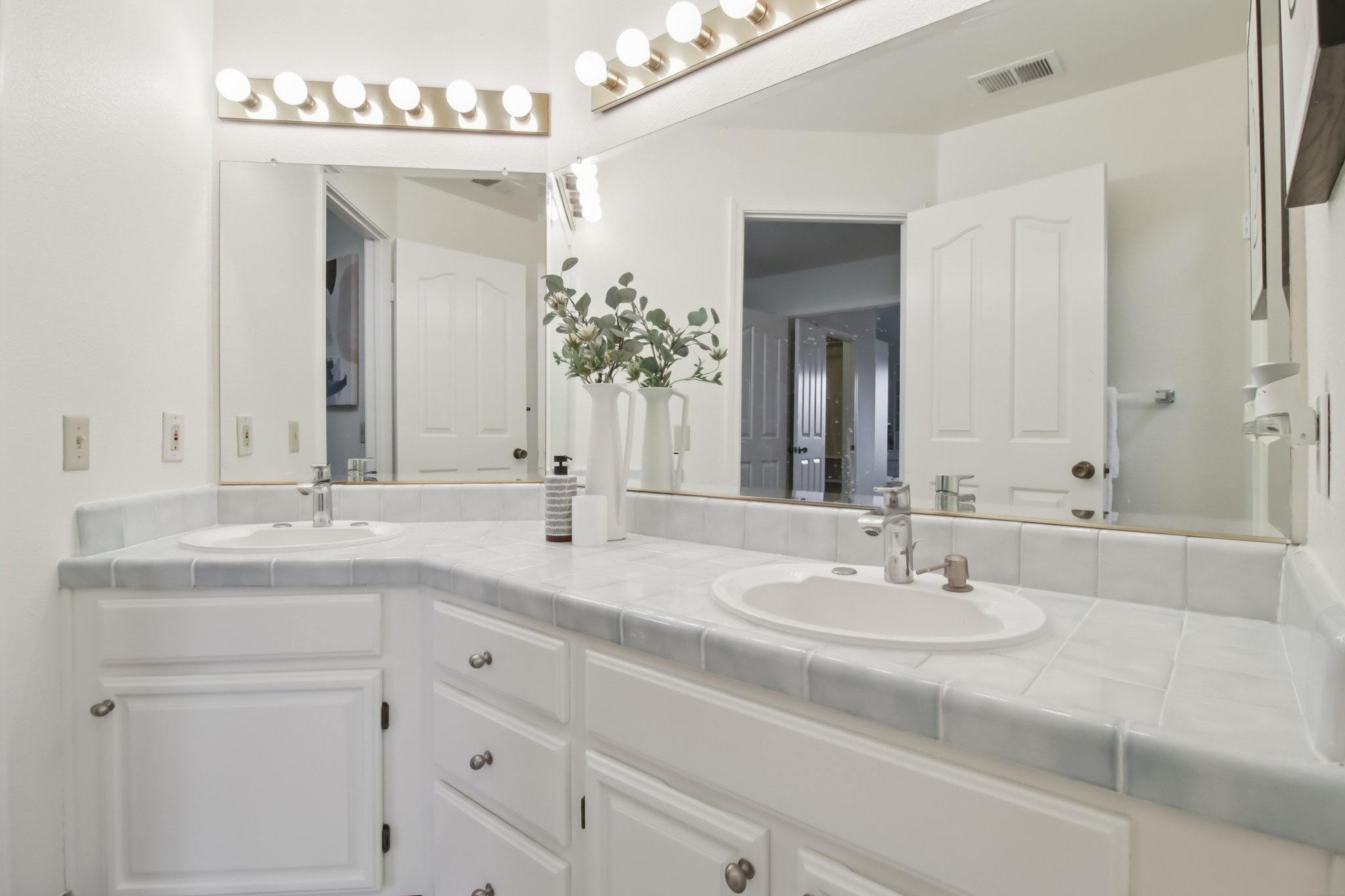 Littleworth Way-S1802-031.jpg