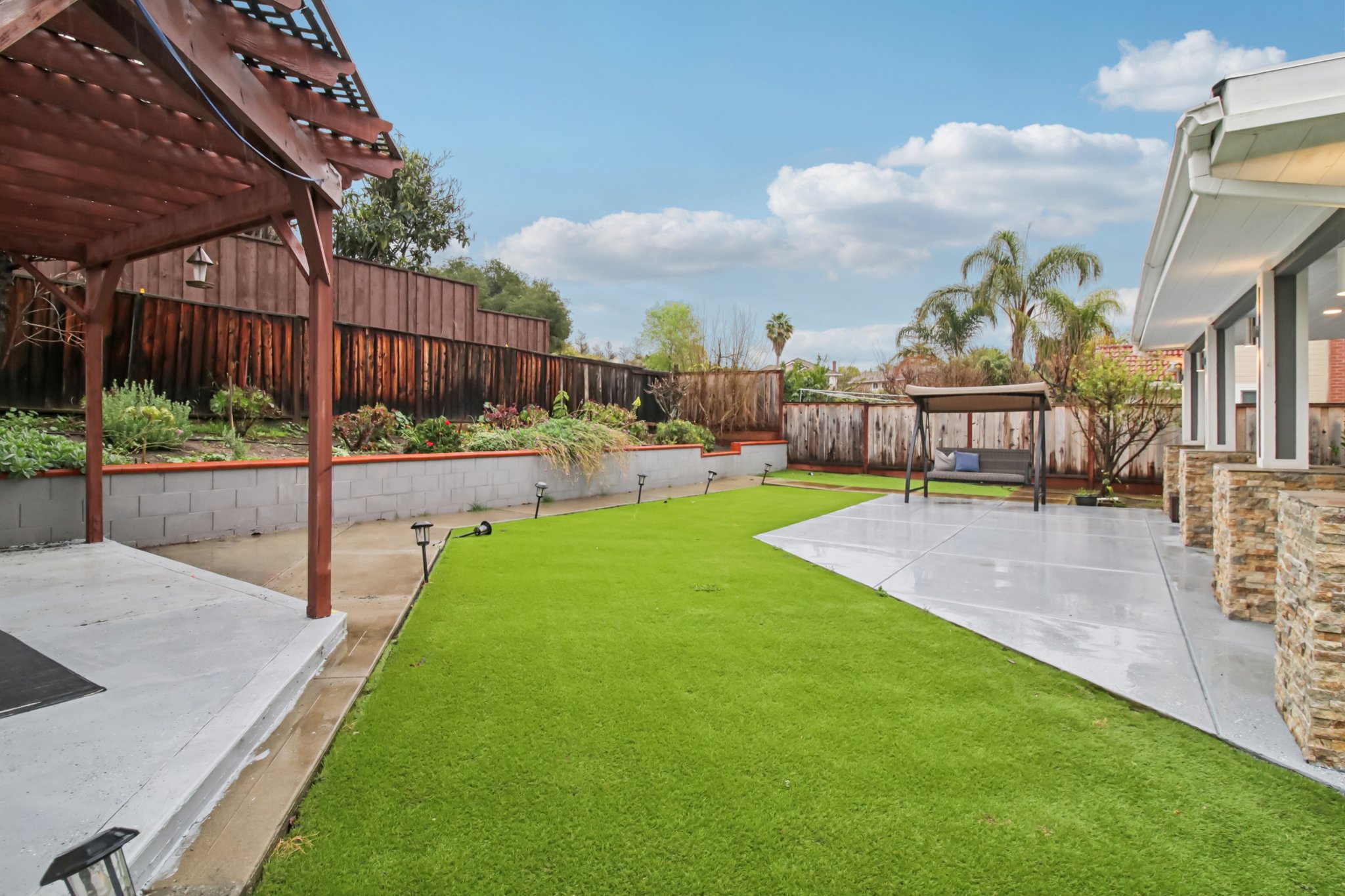 Littleworth Way-S1802-068.jpg