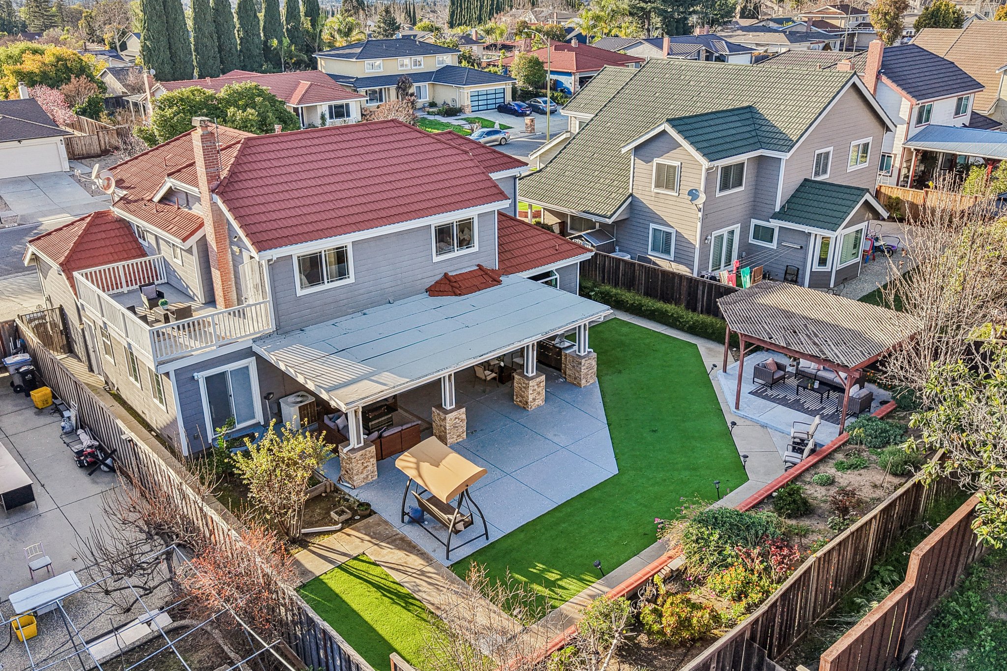 Littleworth Way-S2302-016.jpg