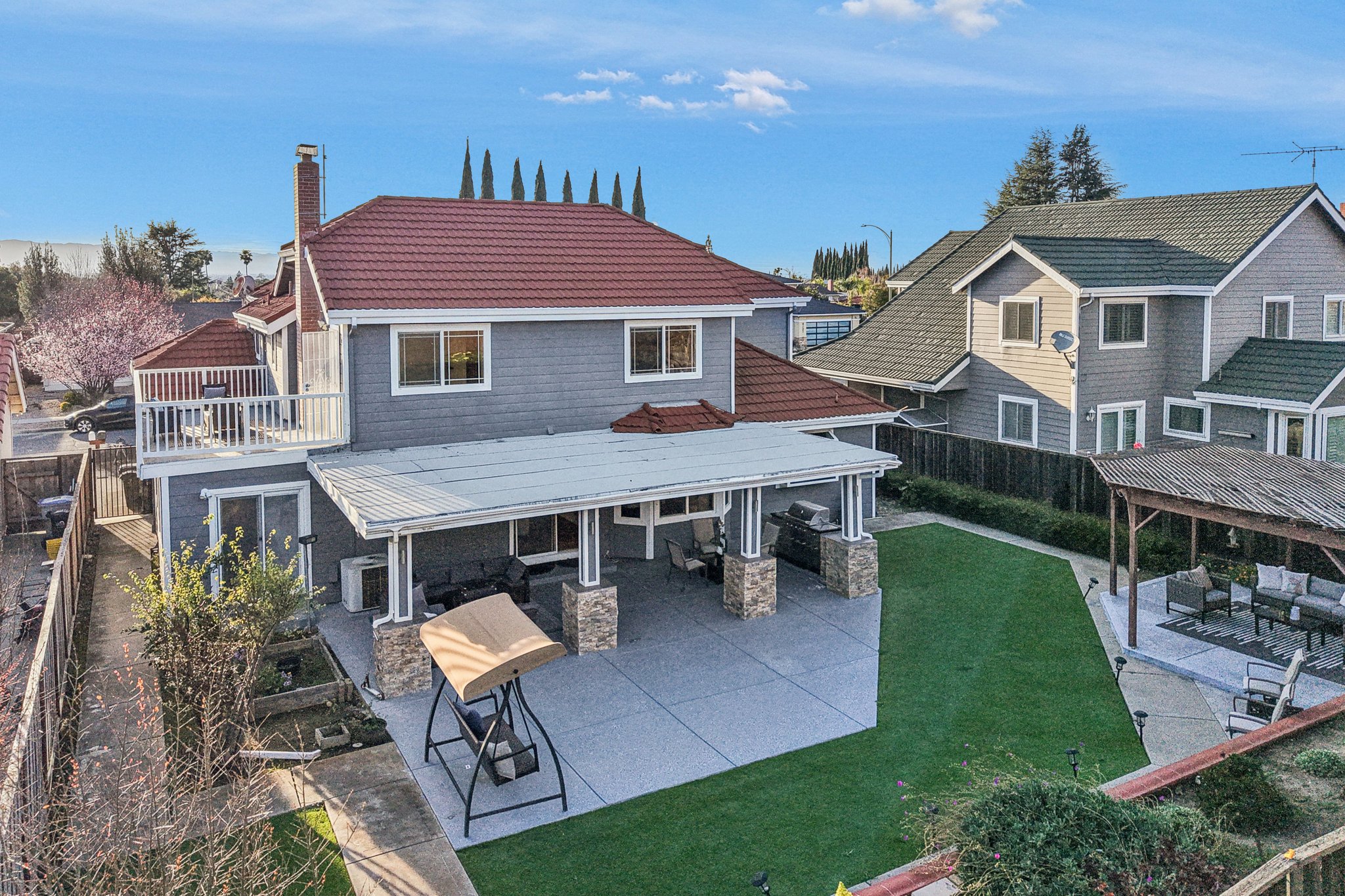 Littleworth Way-S2302-018.jpg