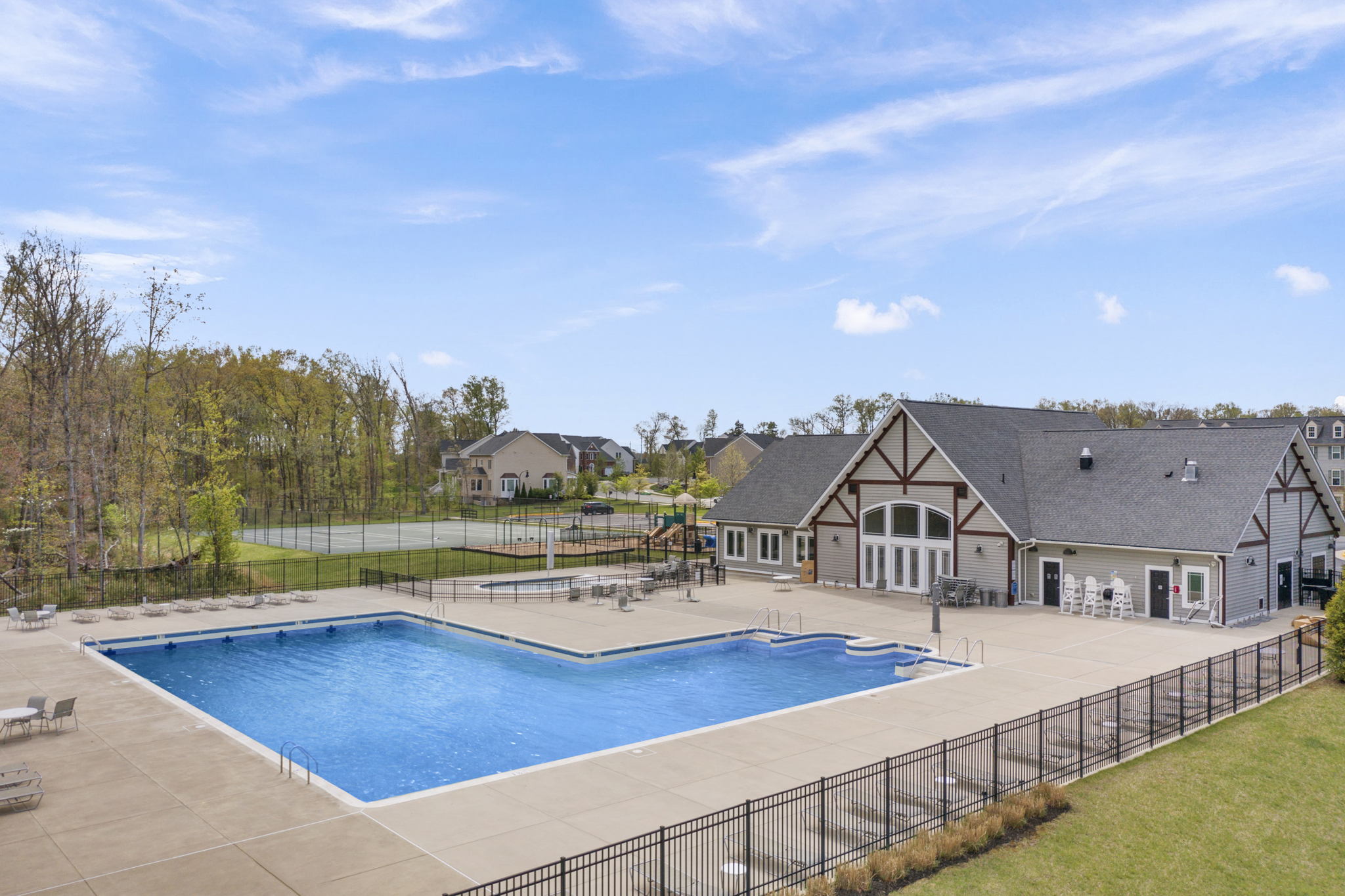 Loudoun Crossing Pool