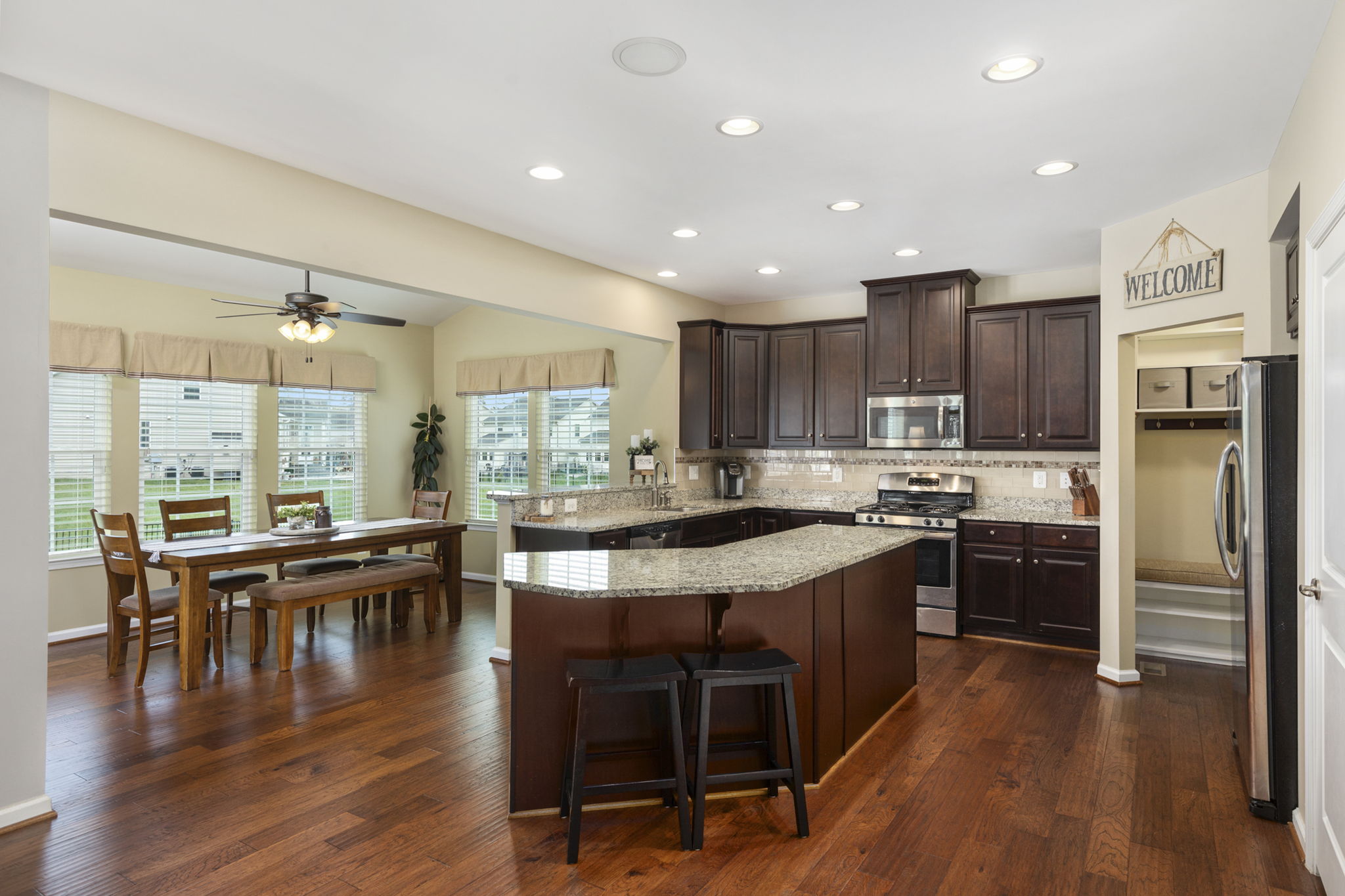 Kitchen | Main Level