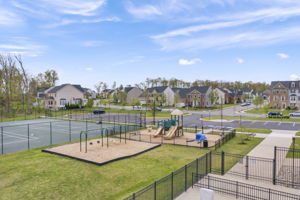 Loudoun Crossing Tennis and Tot Lot
