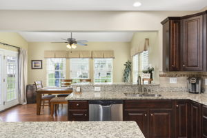 Kitchen | Main Level