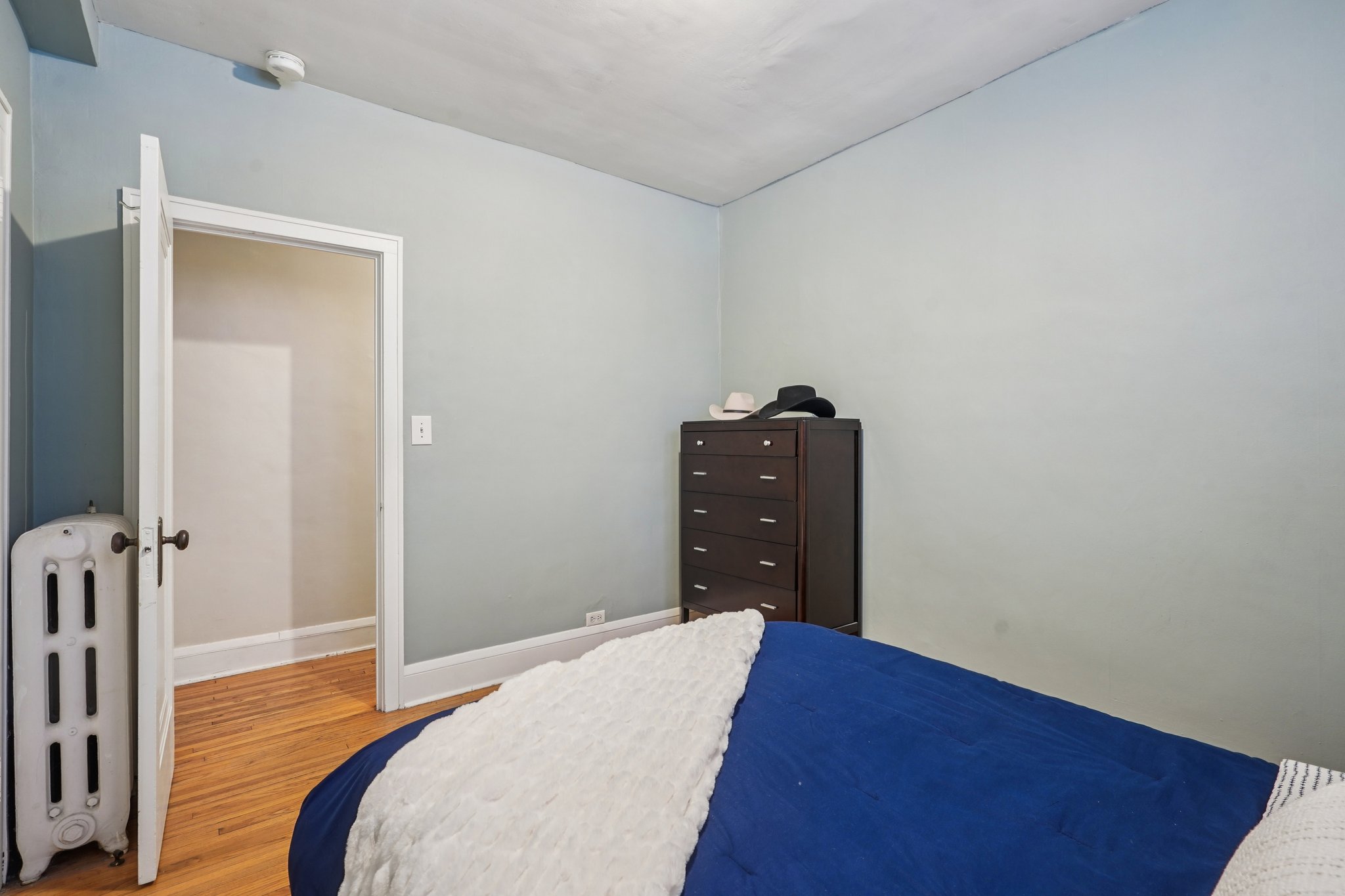 Bryant Ave S-S1701-030.jpg