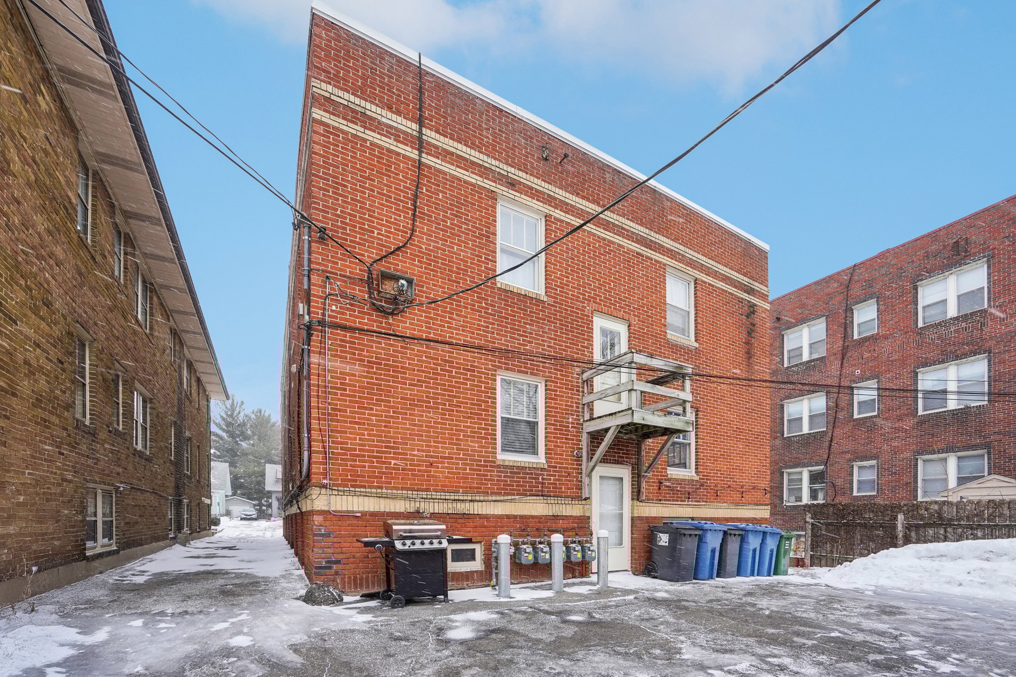 Bryant Ave S-S1701-034.jpg