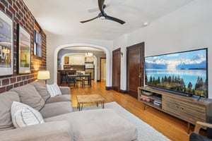 Bryant Ave S-S1701-011.jpg