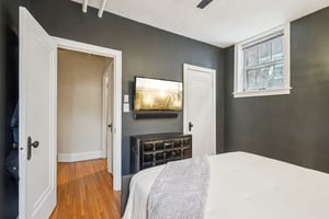 Bryant Ave S-S1701-025.jpg