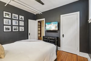 Bryant Ave S-S1701-026.jpg