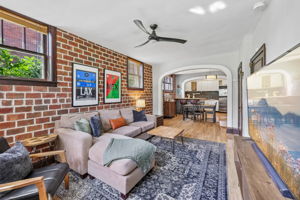 Bryant Ave S 5-2405-903