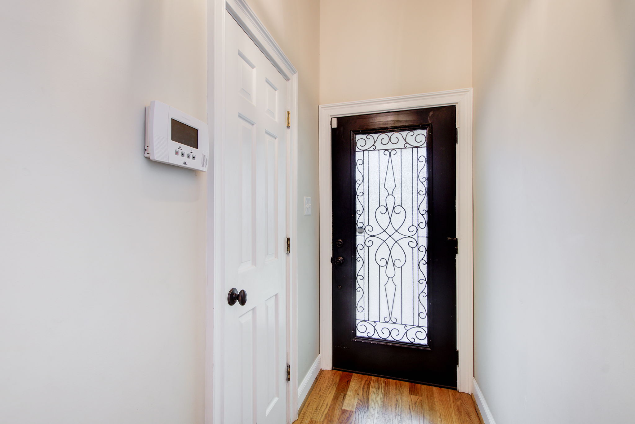 4 Entryway w PR Access