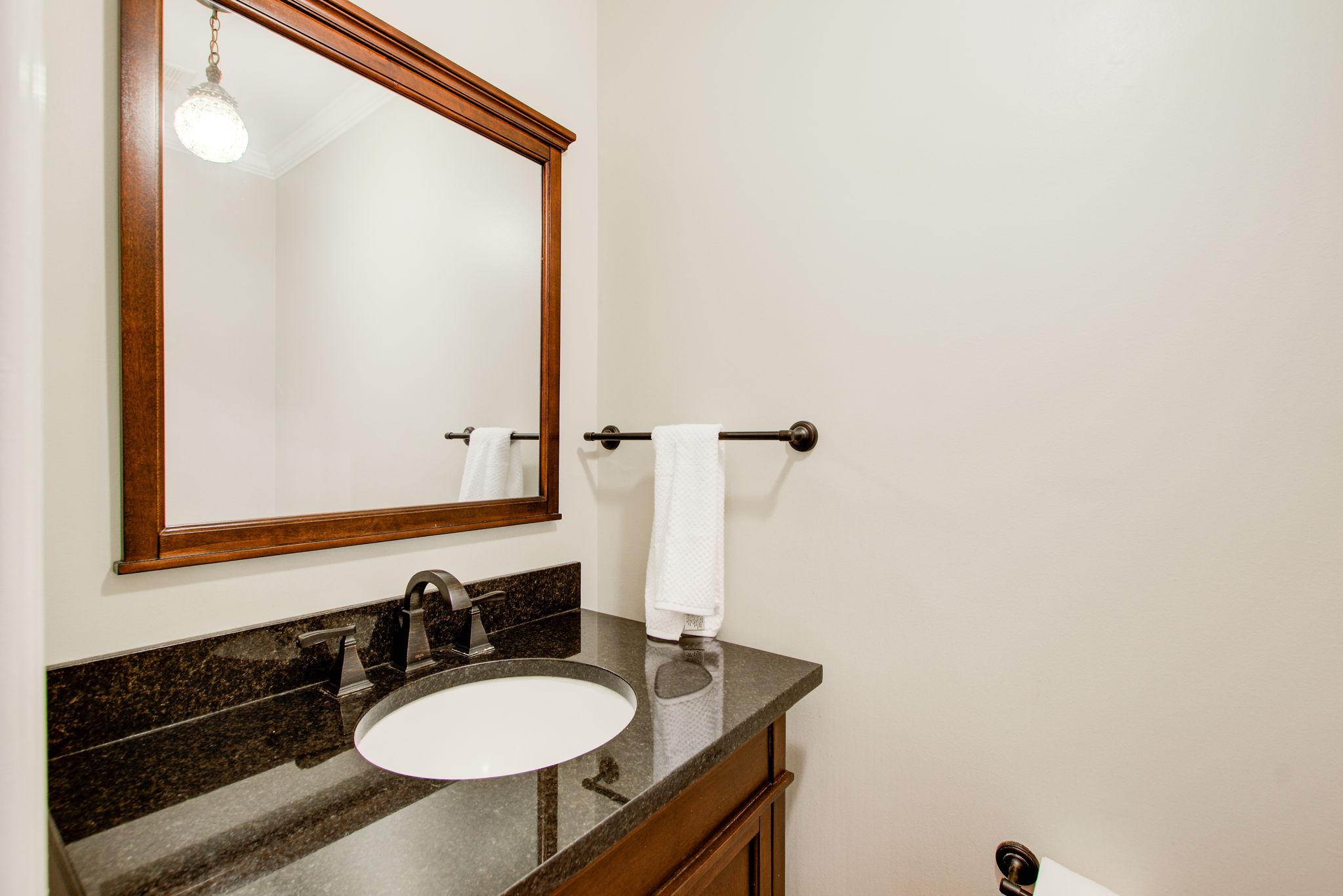 5 Powder Room