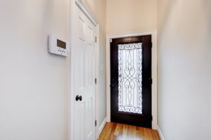 4 Entryway w PR Access