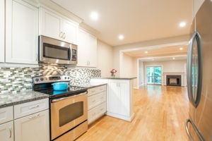 12 Kitchen C Detail