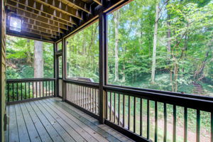 33 Terrace Level Screened In Patio A