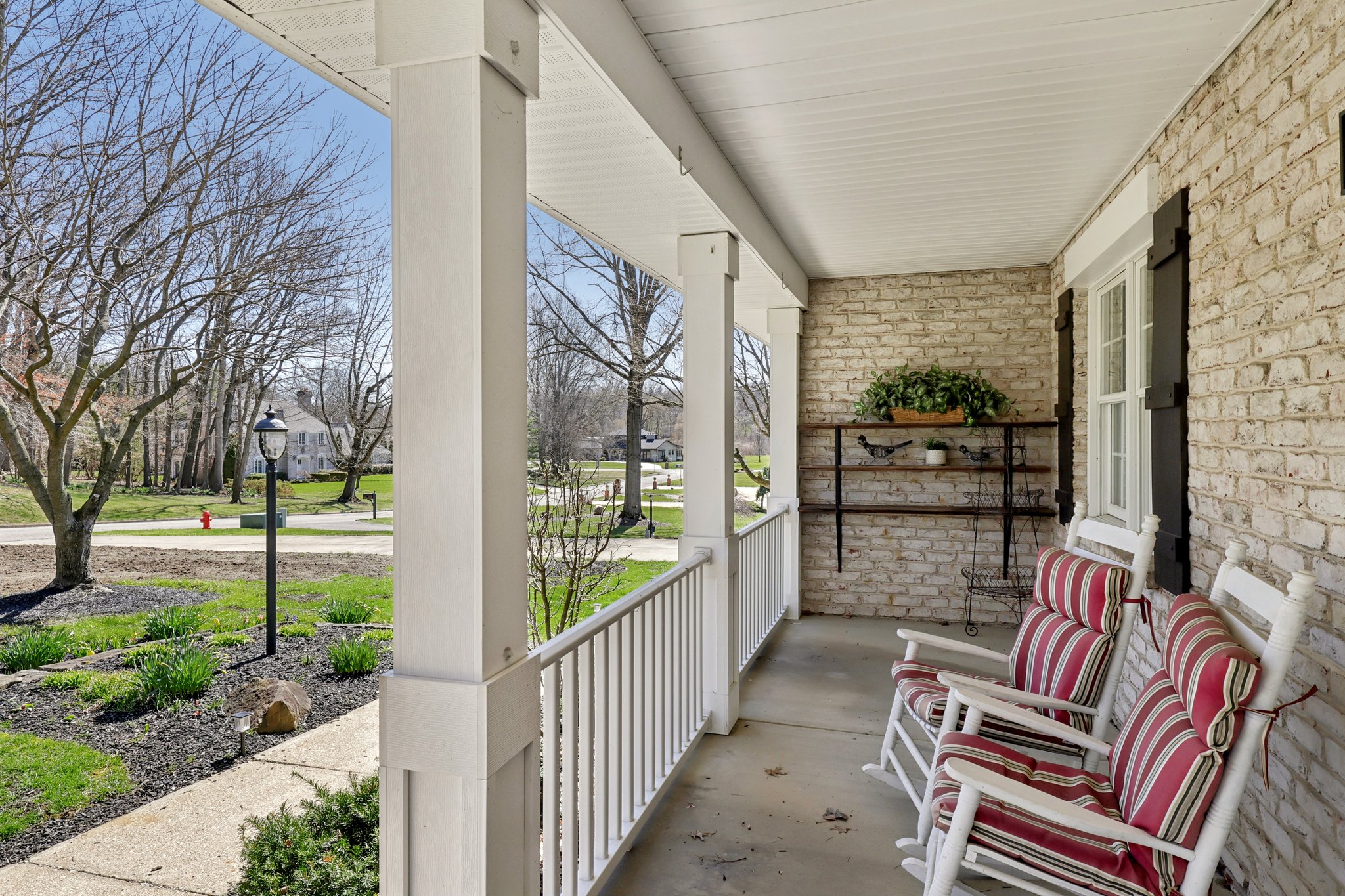 Fairway Dr-S2503-005.jpg