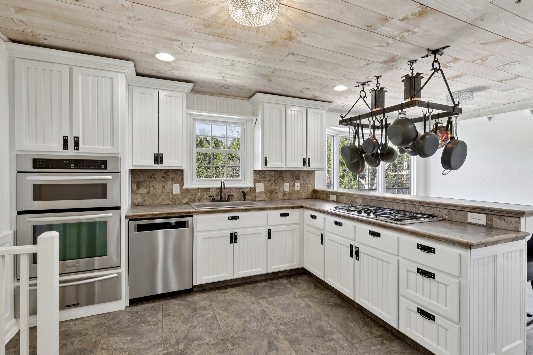 Fairway Dr-S2503-022.jpg