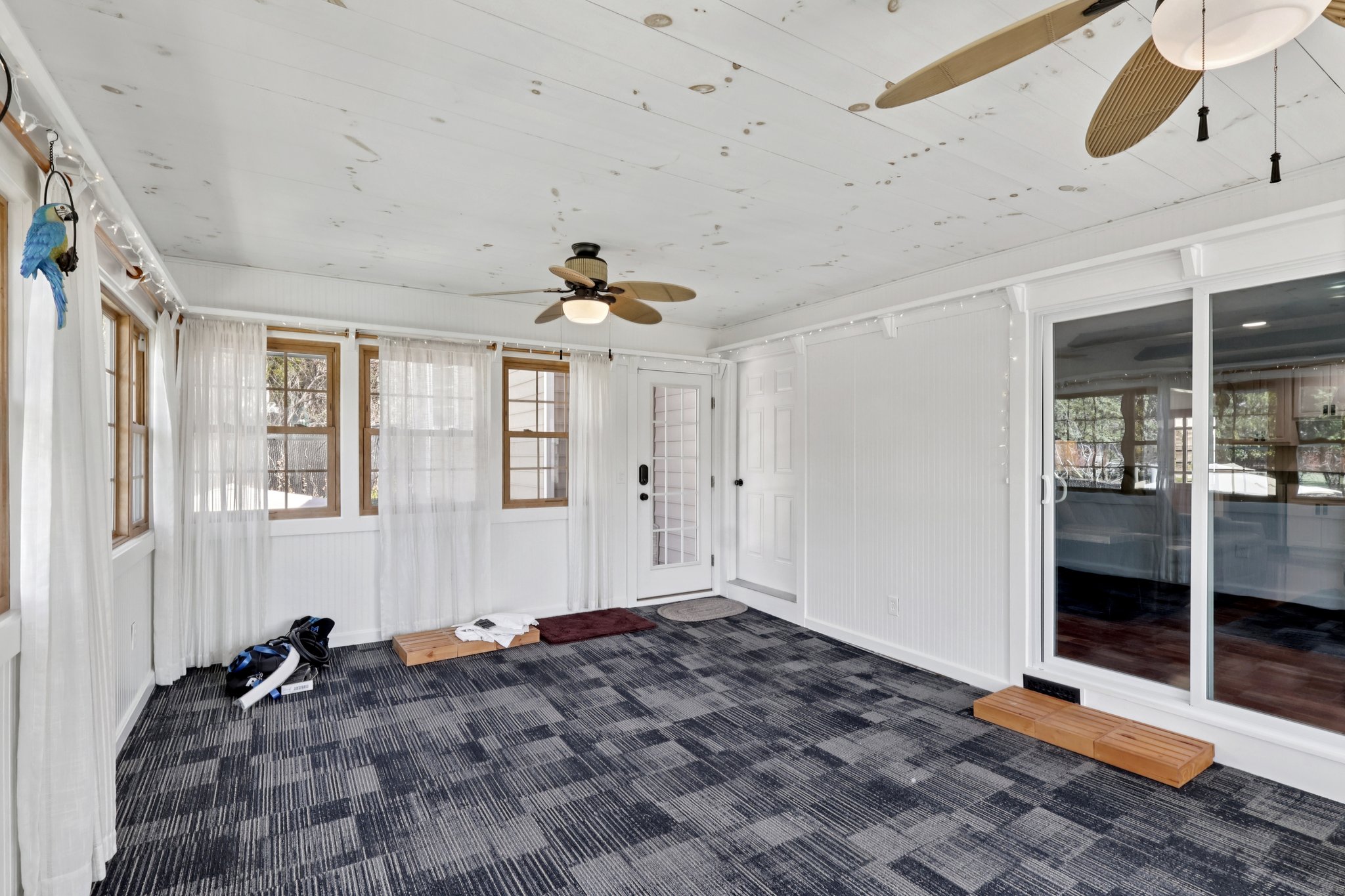 Fairway Dr-S2503-037.jpg