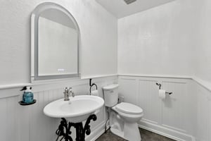 Fairway Dr-S2503-026.jpg