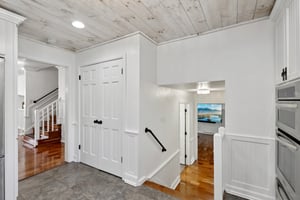 Fairway Dr-S2503-033.jpg