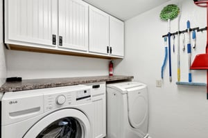 Fairway Dr-S2503-034.jpg