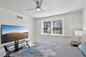 Fairway Dr-S2503-057.jpg