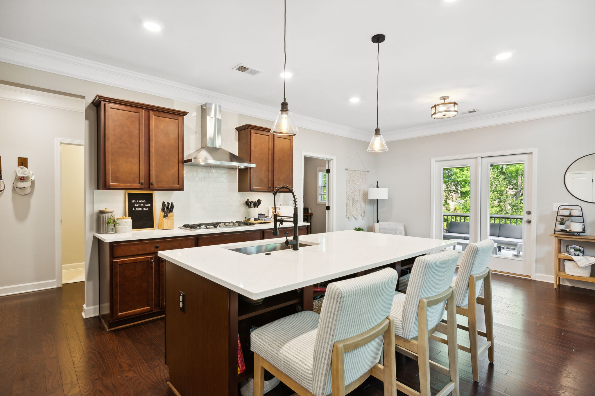 4145_Candlewood_Ln_Cumming_GA-46