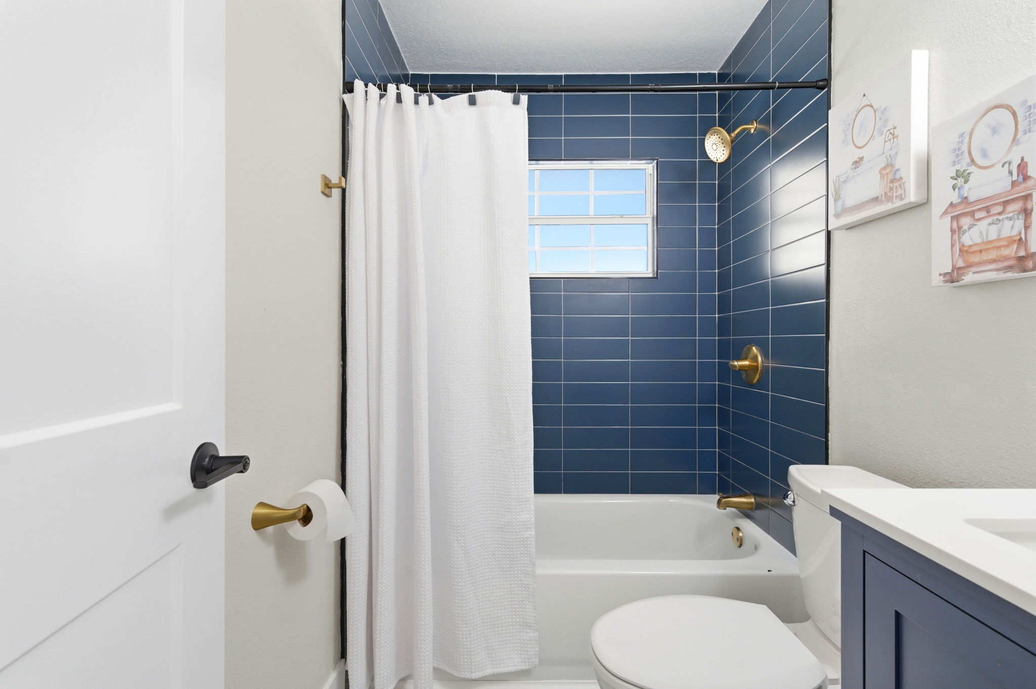 Interiors (25)