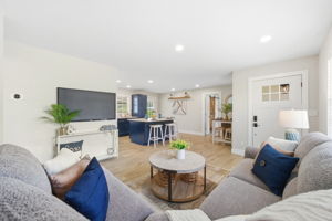 Interiors (4)