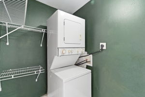 Interiors (34)