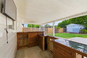 Rear Exteriors (2)