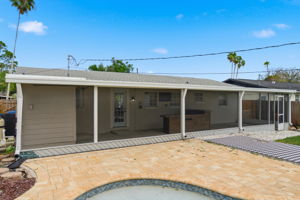 Rear Exteriors (13)